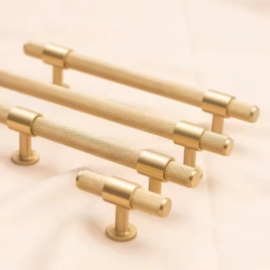 8843 Bar Pull